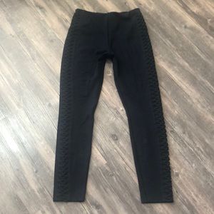 Lysse High Rise Waist Cecily Braided Leggings M